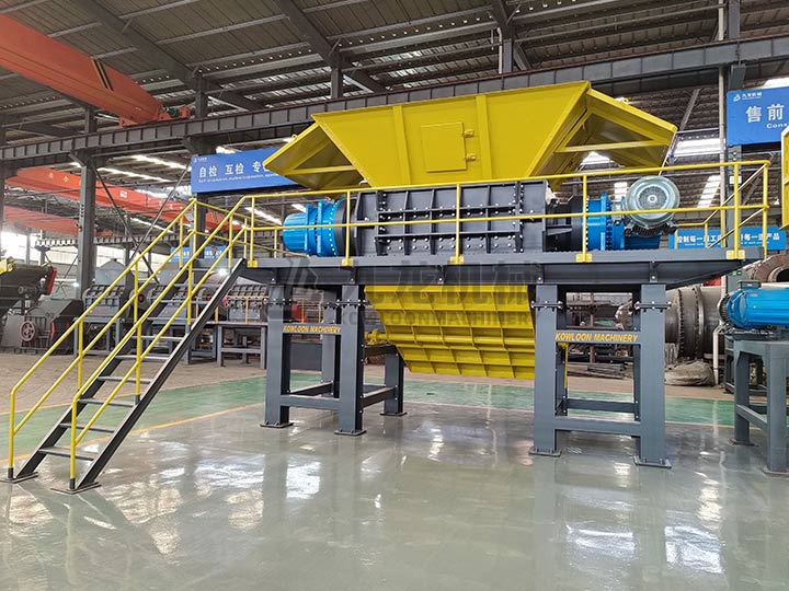 工業(yè)固廢撕碎機